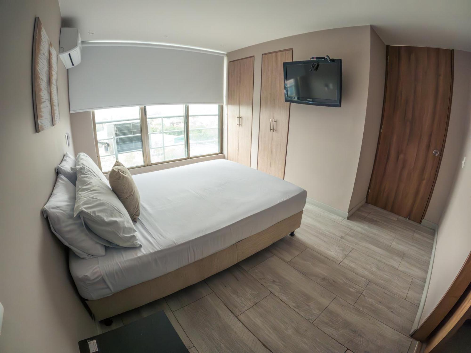 Santorini Apartamentos Amoblados Перейра Экстерьер фото